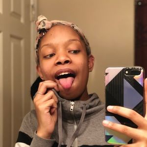 Meet your Posher, Janay